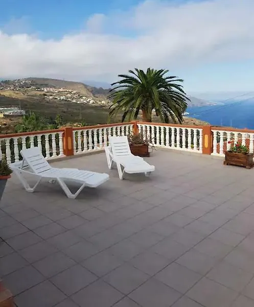 Casa Cruz 0*, Brena Baja Spain